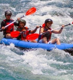 white water kayaking daytour