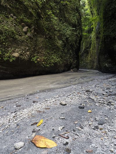 Rugged road to Puning