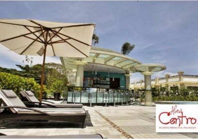 Hotel Centro Palawan Pool Bar